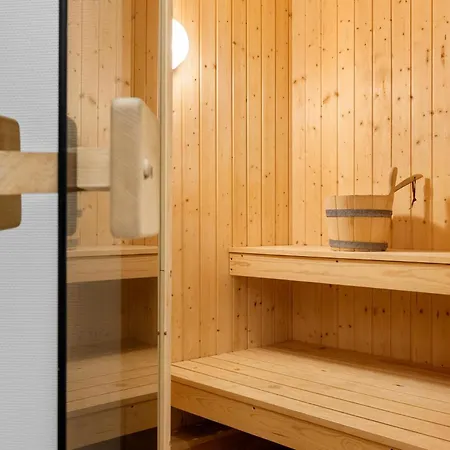 펜션 Awesome In With Sauna *